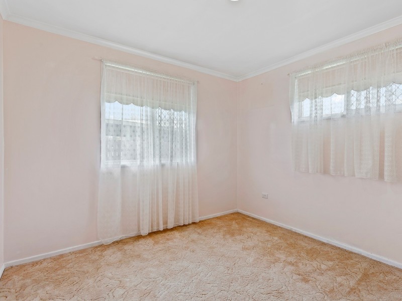 1B Charlotte Street, Newtown QLD 4350