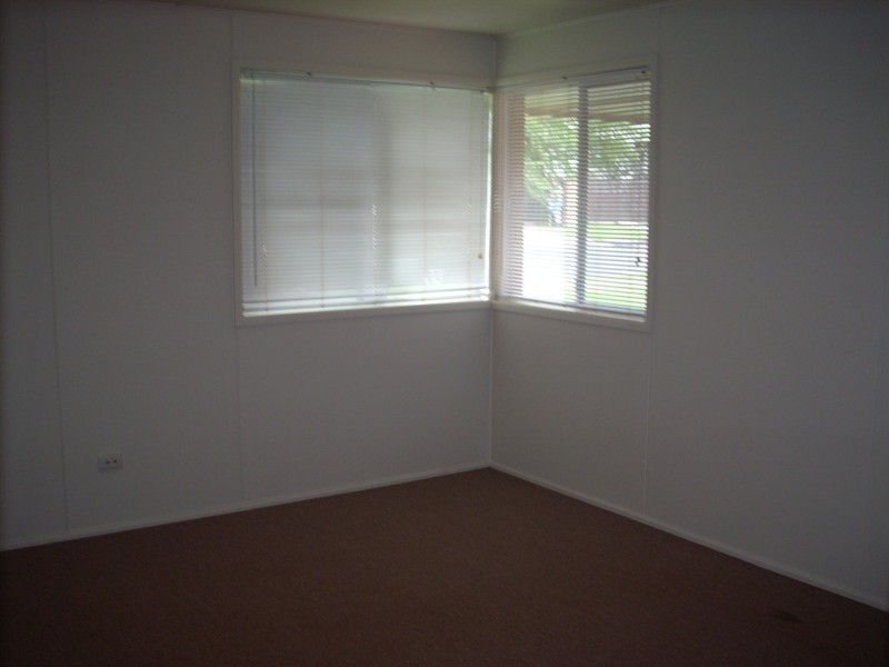 6 Greyfriars Street, Rockville QLD 4350