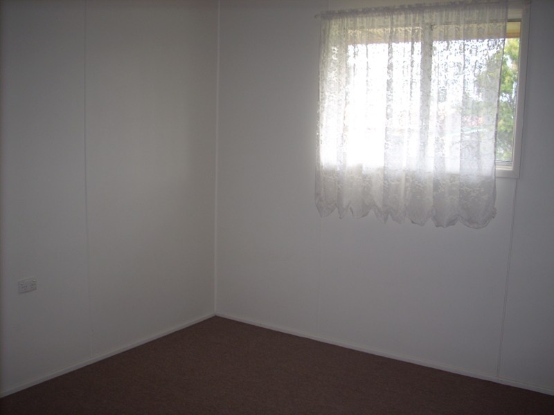 6 Greyfriars Street, Rockville QLD 4350