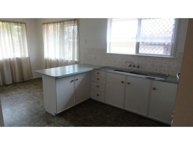 26 Welcombe Avenue, Rockville QLD 4350