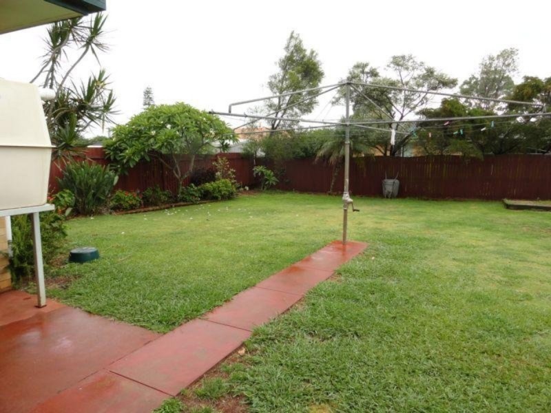 26 Welcombe Avenue, Rockville QLD 4350