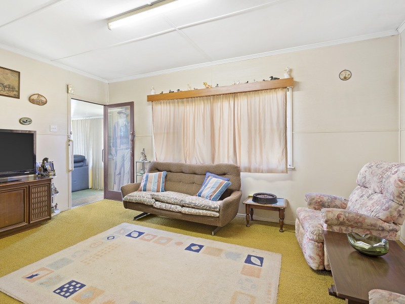 1 Wieck Street, Newtown QLD 4350