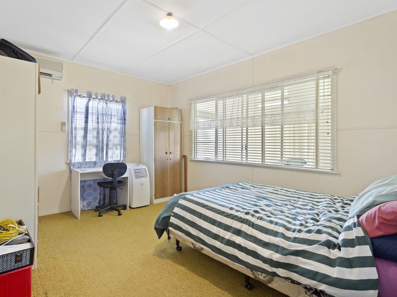 1 Wieck Street, Newtown QLD 4350