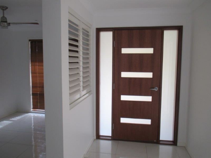 414 Mackenzie Street, Middle Ridge QLD 4350