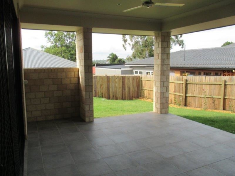 414 Mackenzie Street, Middle Ridge QLD 4350