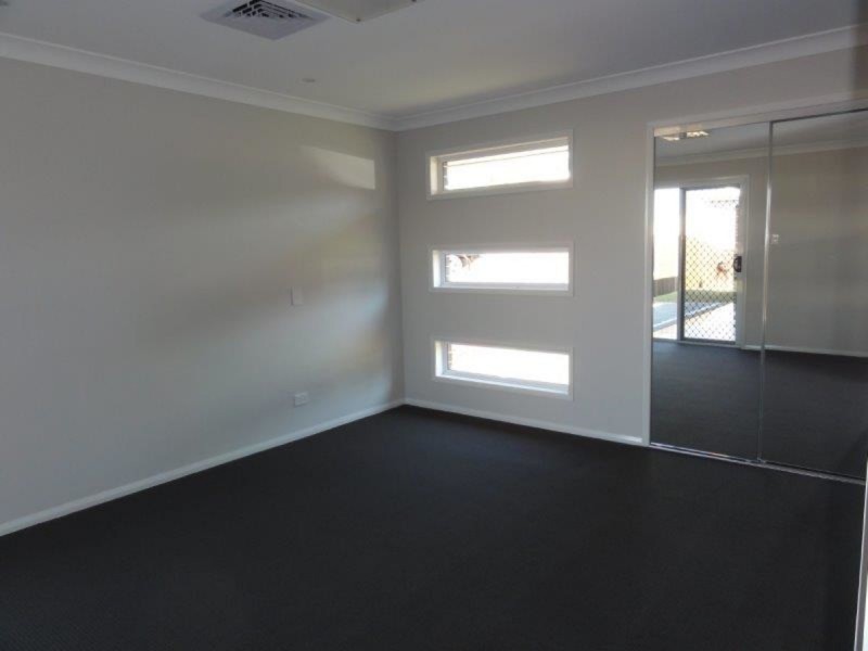 17 Brimblecombe, Middle Ridge QLD 4350