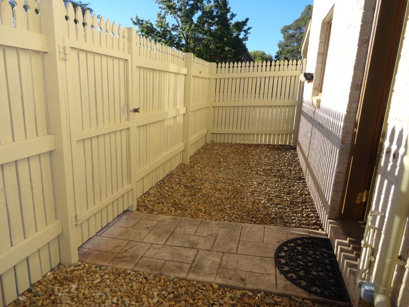 1/4 Creek Street, East Toowoomba QLD 4350