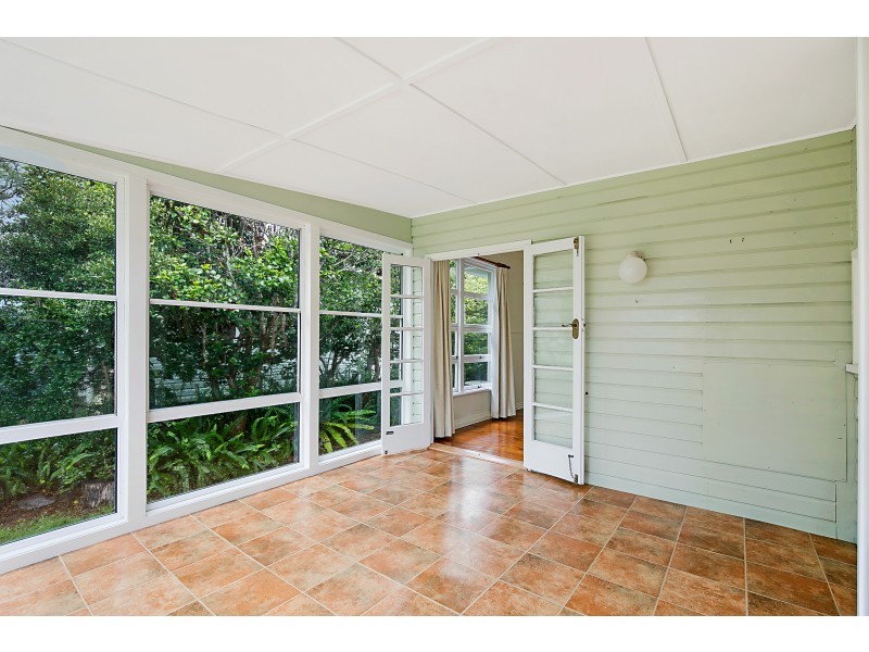 55 Wooldridge Street, Mount Lofty QLD 4350