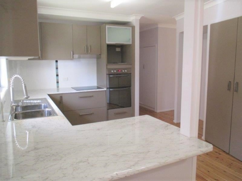 105 Drayton Road, Harristown QLD 4350