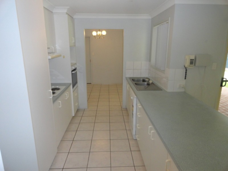 146 Spring Street, Middle Ridge QLD 4350