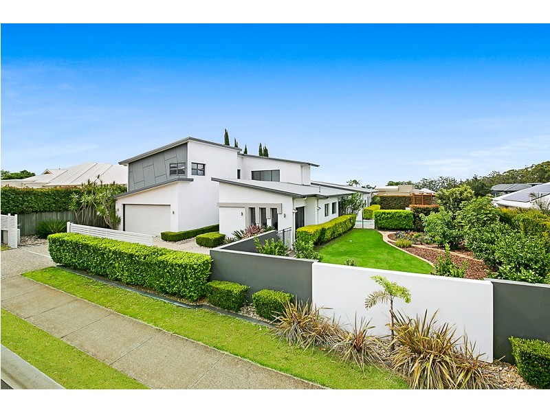 97 Spring Street, Middle Ridge QLD 4350