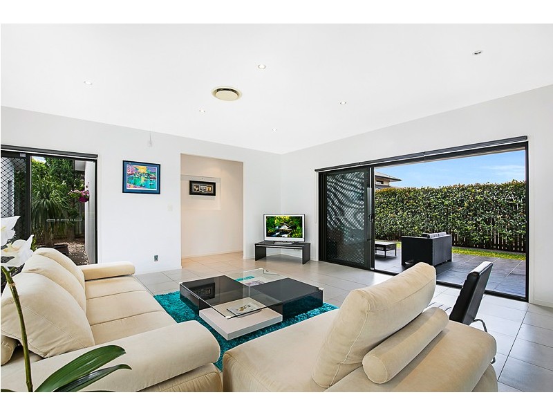 97 Spring Street, Middle Ridge QLD 4350