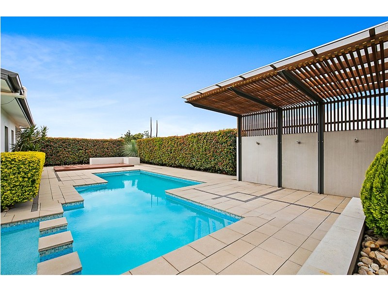 97 Spring Street, Middle Ridge QLD 4350
