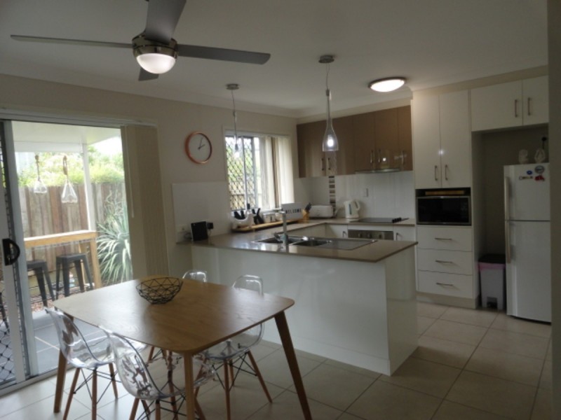 6/8 Colvin Street, Toowoomba QLD 4350