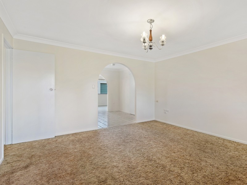 12 Jennifer Crescent, Darling Heights QLD 4350