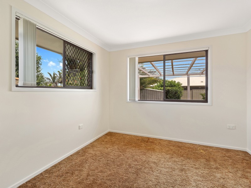 12 Jennifer Crescent, Darling Heights QLD 4350