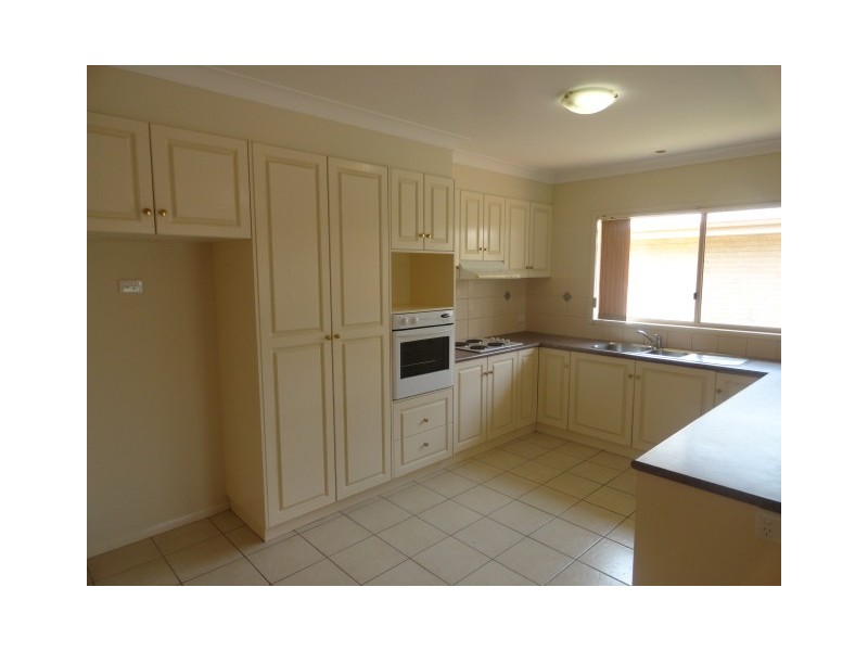 1/239 Nelson Street, Kearneys Spring QLD 4350