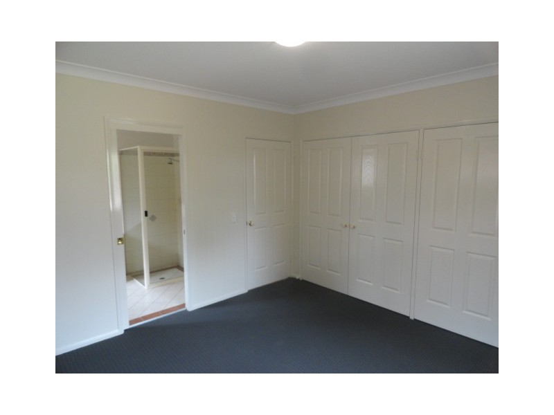 1/239 Nelson Street, Kearneys Spring QLD 4350