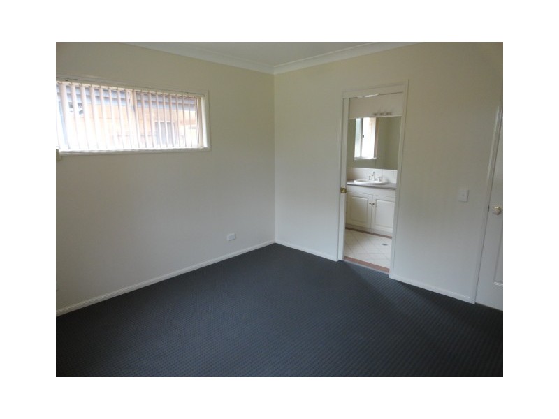 1/239 Nelson Street, Kearneys Spring QLD 4350