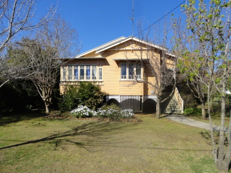 46 Eleanor Street, East Toowoomba QLD 4350