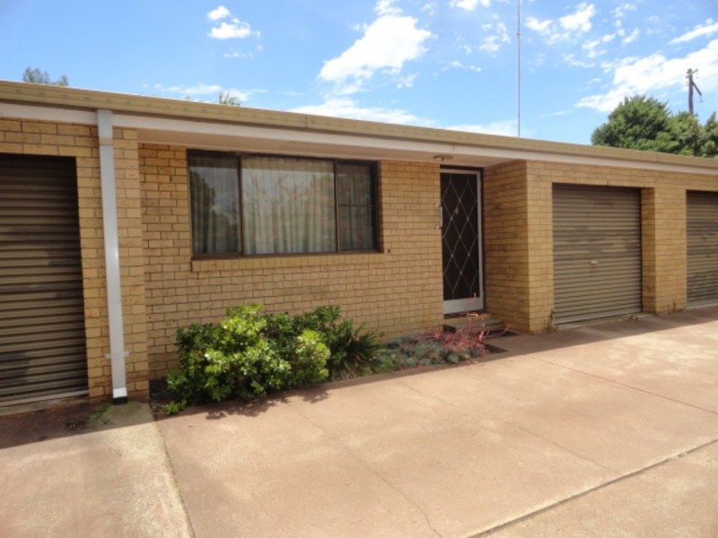 4/55A Mary Street, Mount Lofty QLD 4350