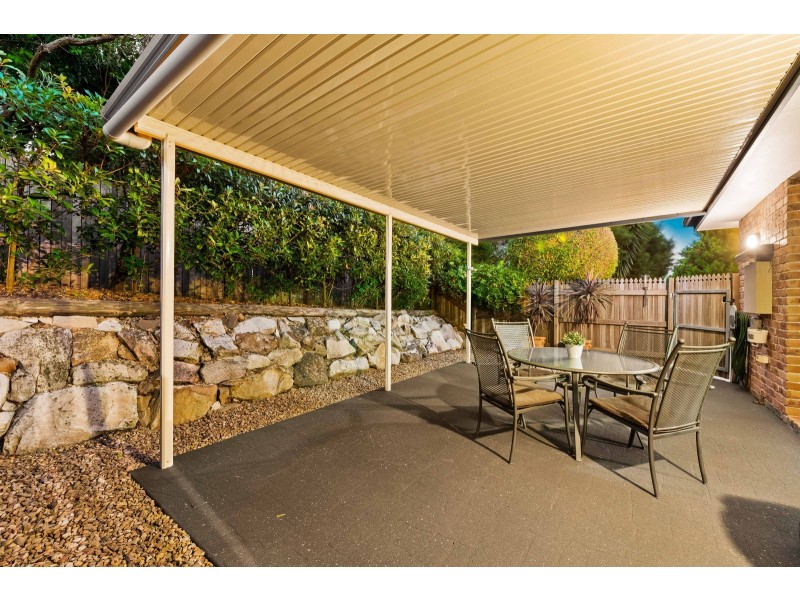 6 Balmoral Close, Mount Lofty QLD 4350