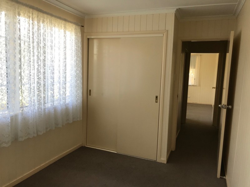 9 Clairmont Street, Newtown QLD 4350