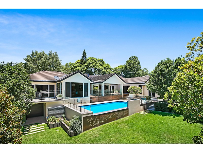 11 Bridge Street, Mount Lofty QLD 4350