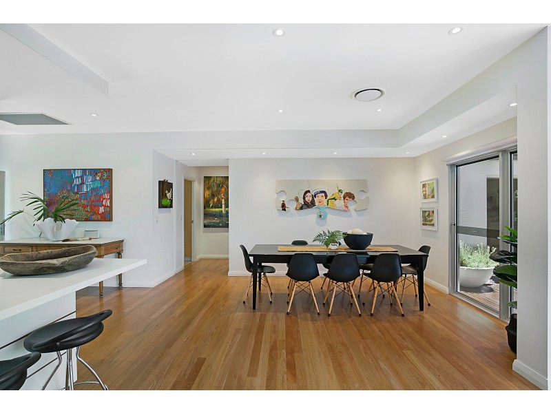 11 Bridge Street, Mount Lofty QLD 4350