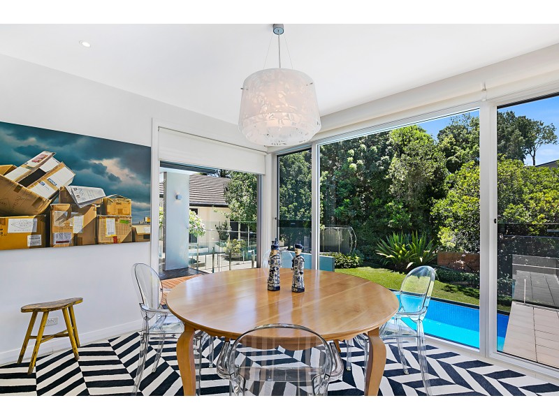 11 Bridge Street, Mount Lofty QLD 4350