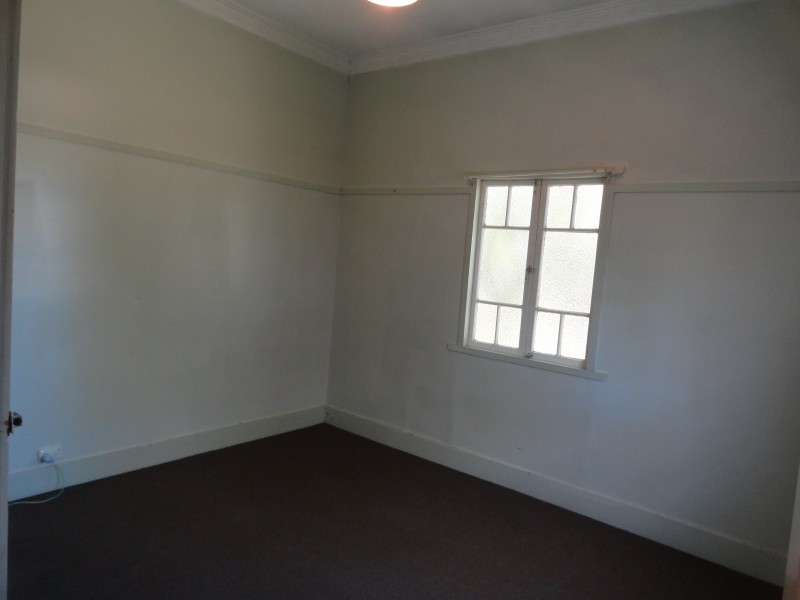 198b West Street, South Toowoomba QLD 4350