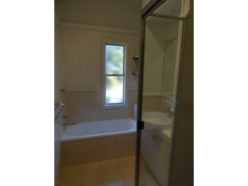 5 Fernside Street, East Toowoomba QLD 4350