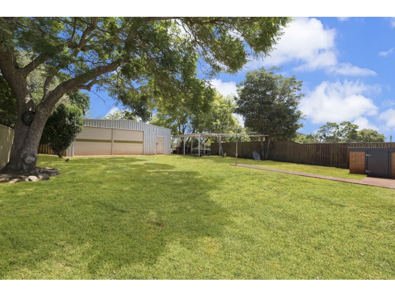 4 Shennan Street, Harristown QLD 4350