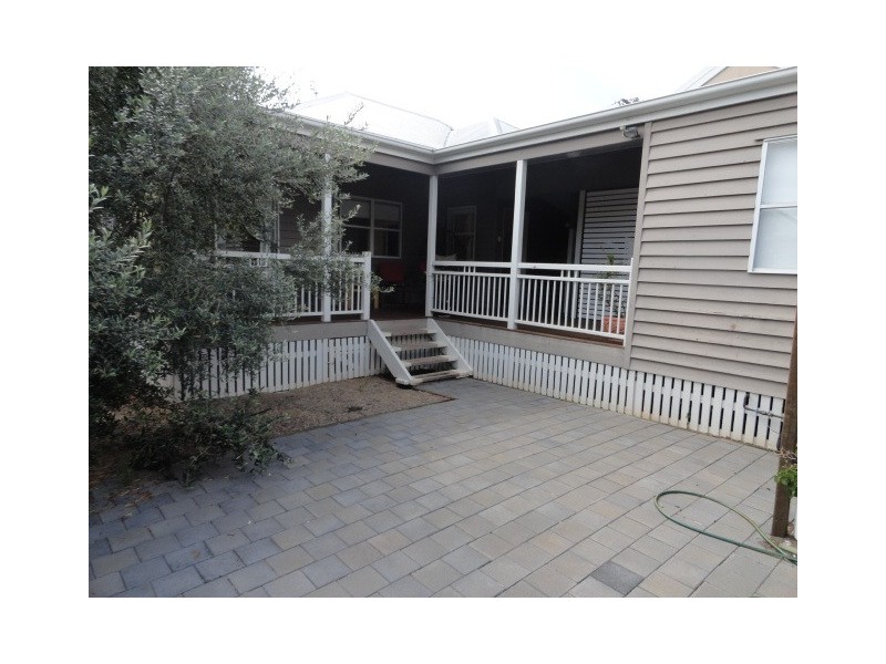 137 Holberton Street, Newtown QLD 4350