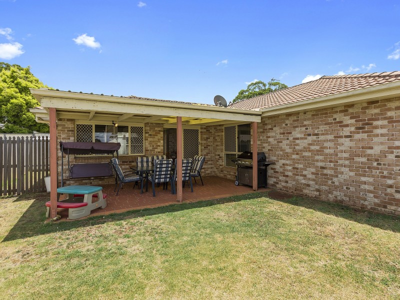 10 Gerrard Street, Middle Ridge QLD 4350