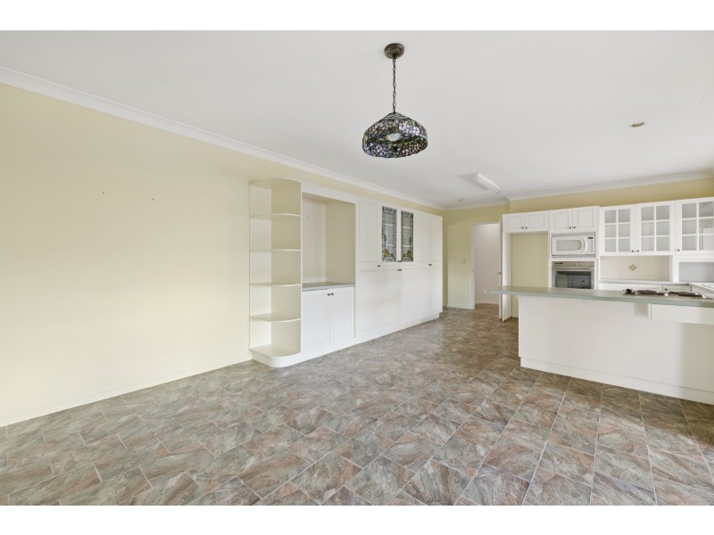 3 Kruiswijk Court, Middle Ridge QLD 4350