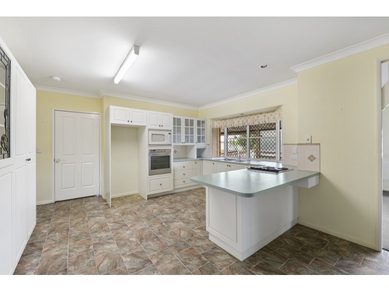 3 Kruiswijk Court, Middle Ridge QLD 4350