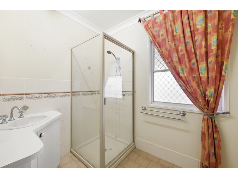 3 Kruiswijk Court, Middle Ridge QLD 4350