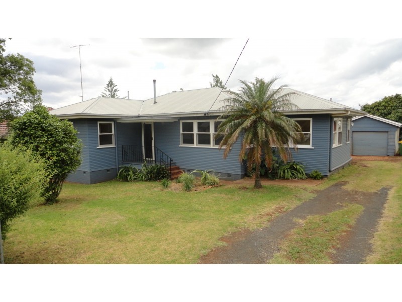 29 Perry Street, Harlaxton QLD 4350