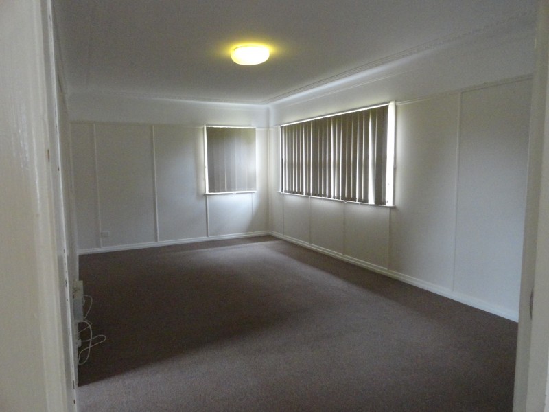 29 Perry Street, Harlaxton QLD 4350