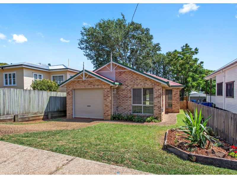 139a Long Street, South Toowoomba QLD 4350