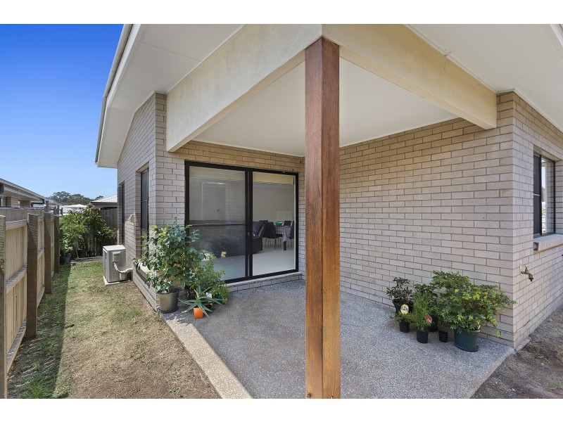 23 Parkview Drive, Glenvale QLD 4350
