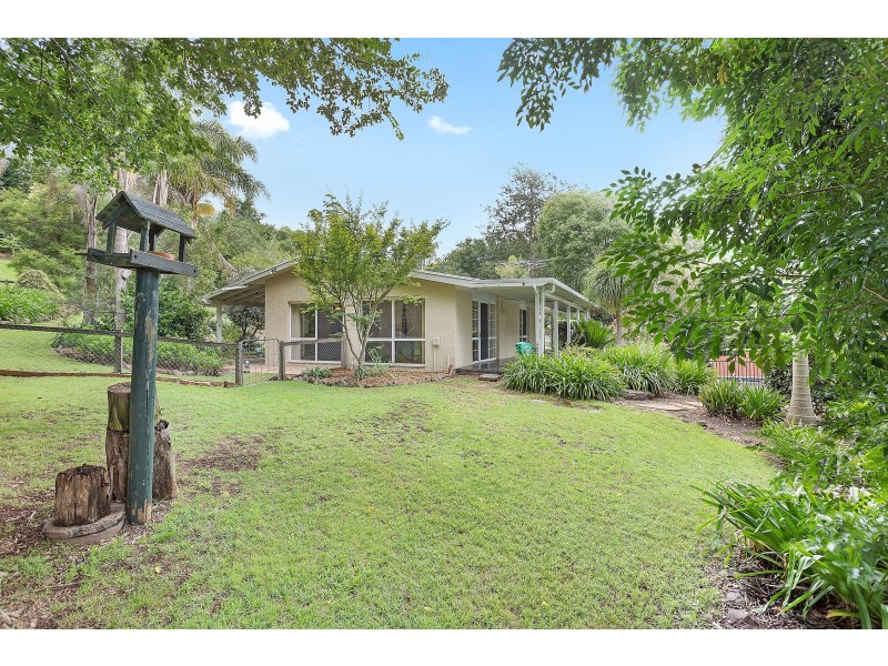 4 Spring Street, Middle Ridge QLD 4350