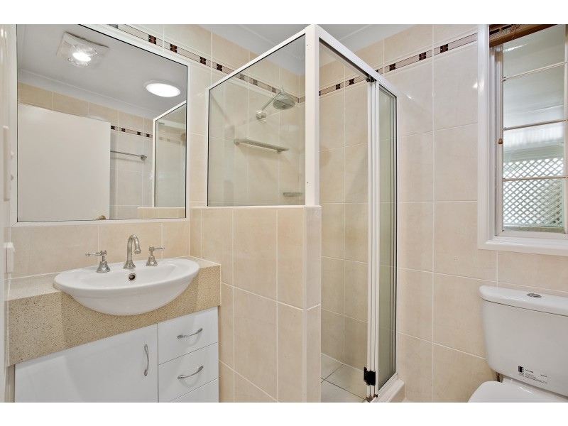 4 Spring Street, Middle Ridge QLD 4350