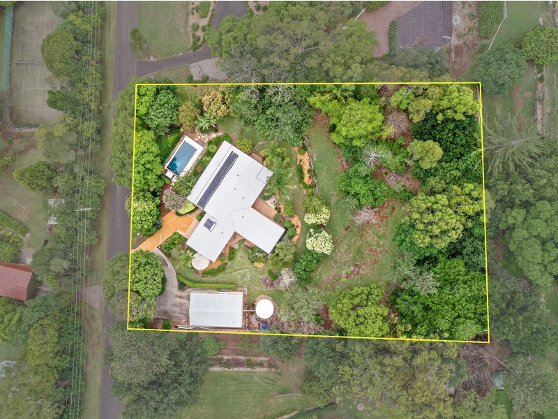 4 Spring Street, Middle Ridge QLD 4350