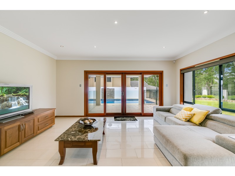 4 Bonville Court, Middle Ridge QLD 4350