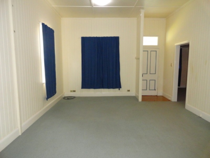 18 Lilley Street, East Toowoomba QLD 4350