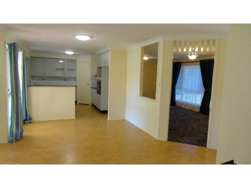 27 Paddington Court, Middle Ridge QLD 4350