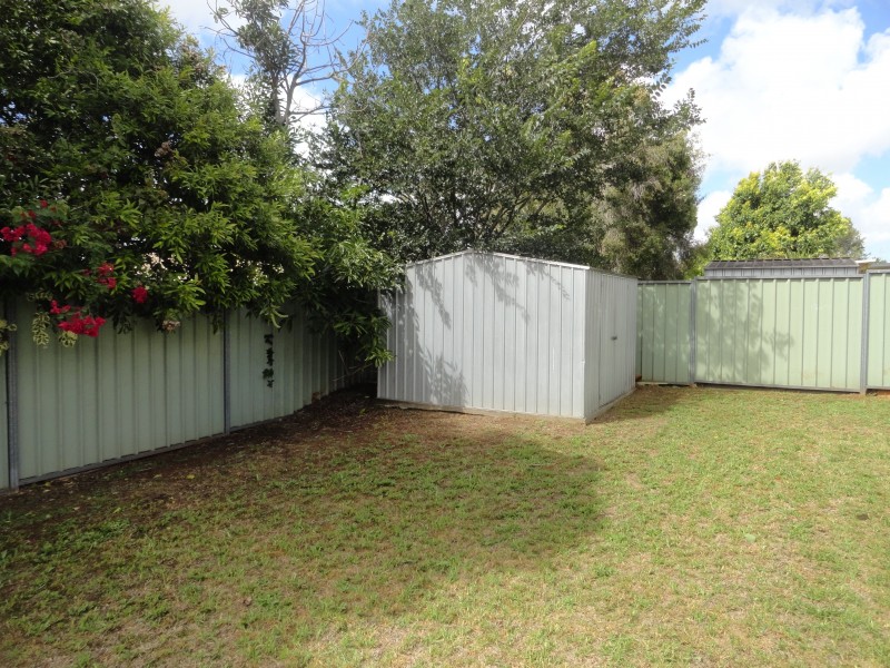 12 Broadfoot Street, Kearneys Spring QLD 4350