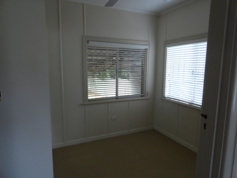 12 Short Street, South Toowoomba QLD 4350